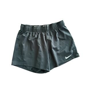 Nike Women's Dry Training Shorts‎ Black Drawstring 5" Inseam Sz M 890470-01